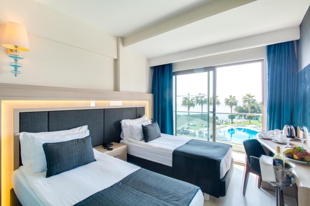 Standard Double or Twin Room with Sea View