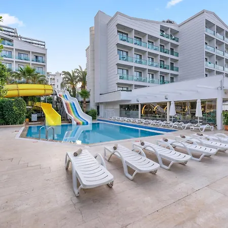 Falcon Hotel-3
